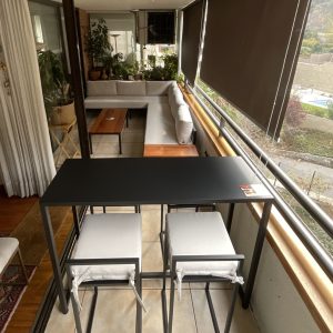 Bar Black Line